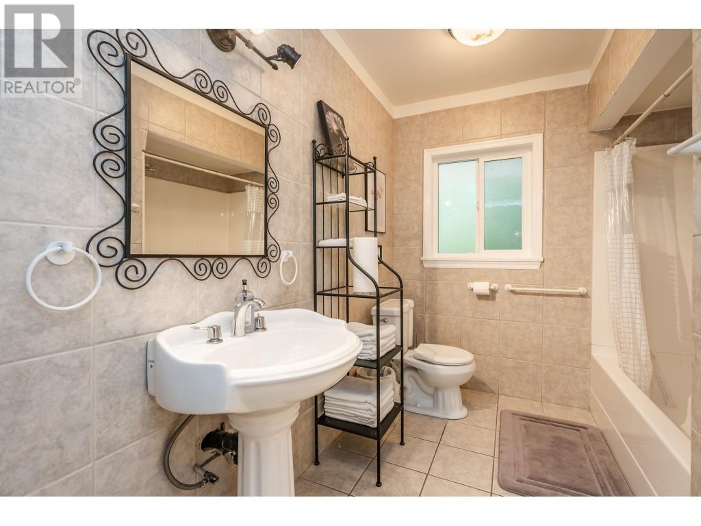 820 Mathers Avenue, West Vancouver, British Columbia  V7T 2G1 - Photo 20 - R2884457