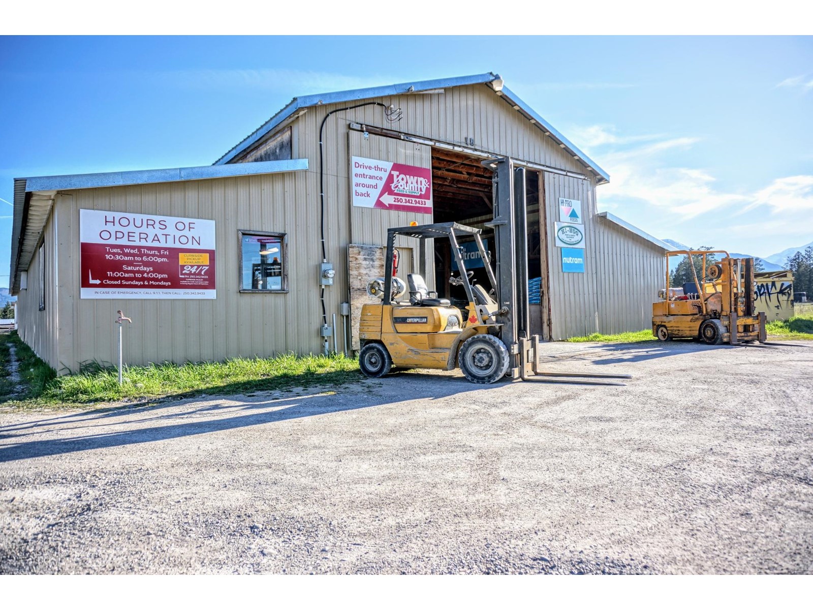 553 Highway 93/95, Windermere, British Columbia  V0A 1K3 - Photo 12 - 2476941