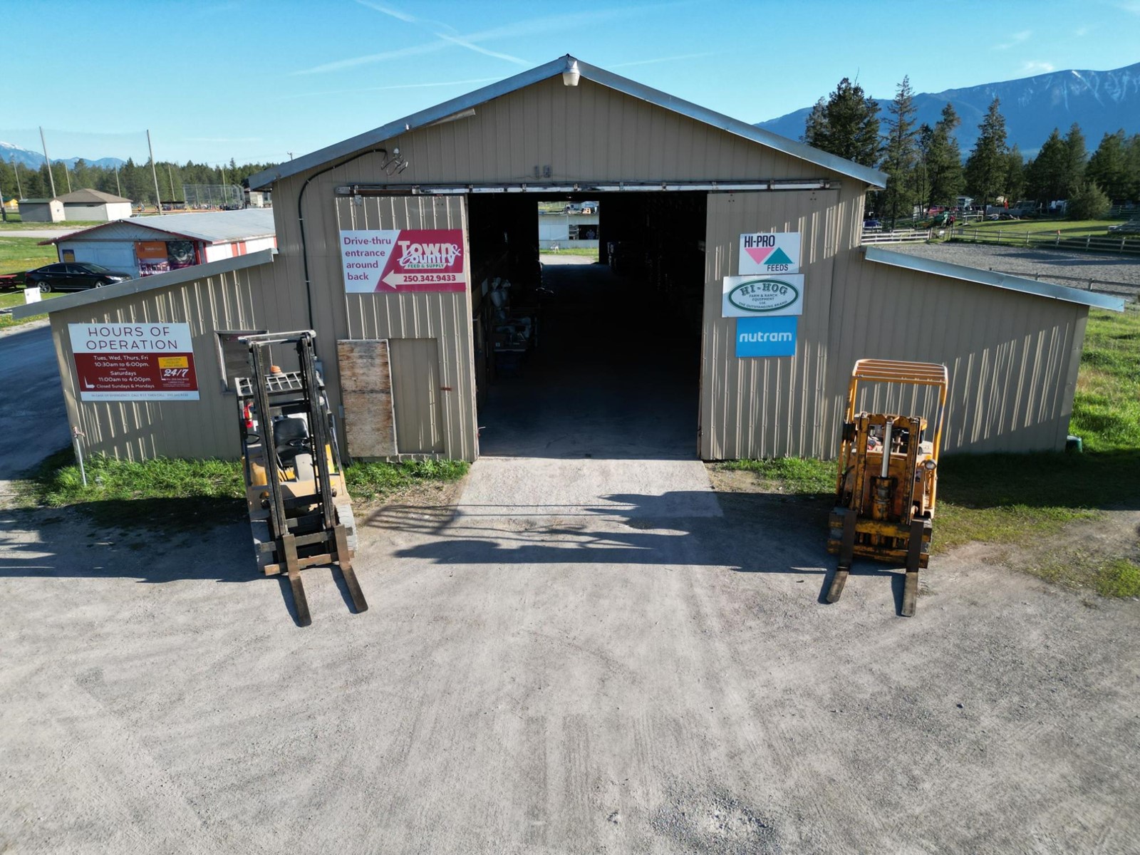 553 Highway 93/95, Windermere, British Columbia  V0A 1K3 - Photo 19 - 2476941