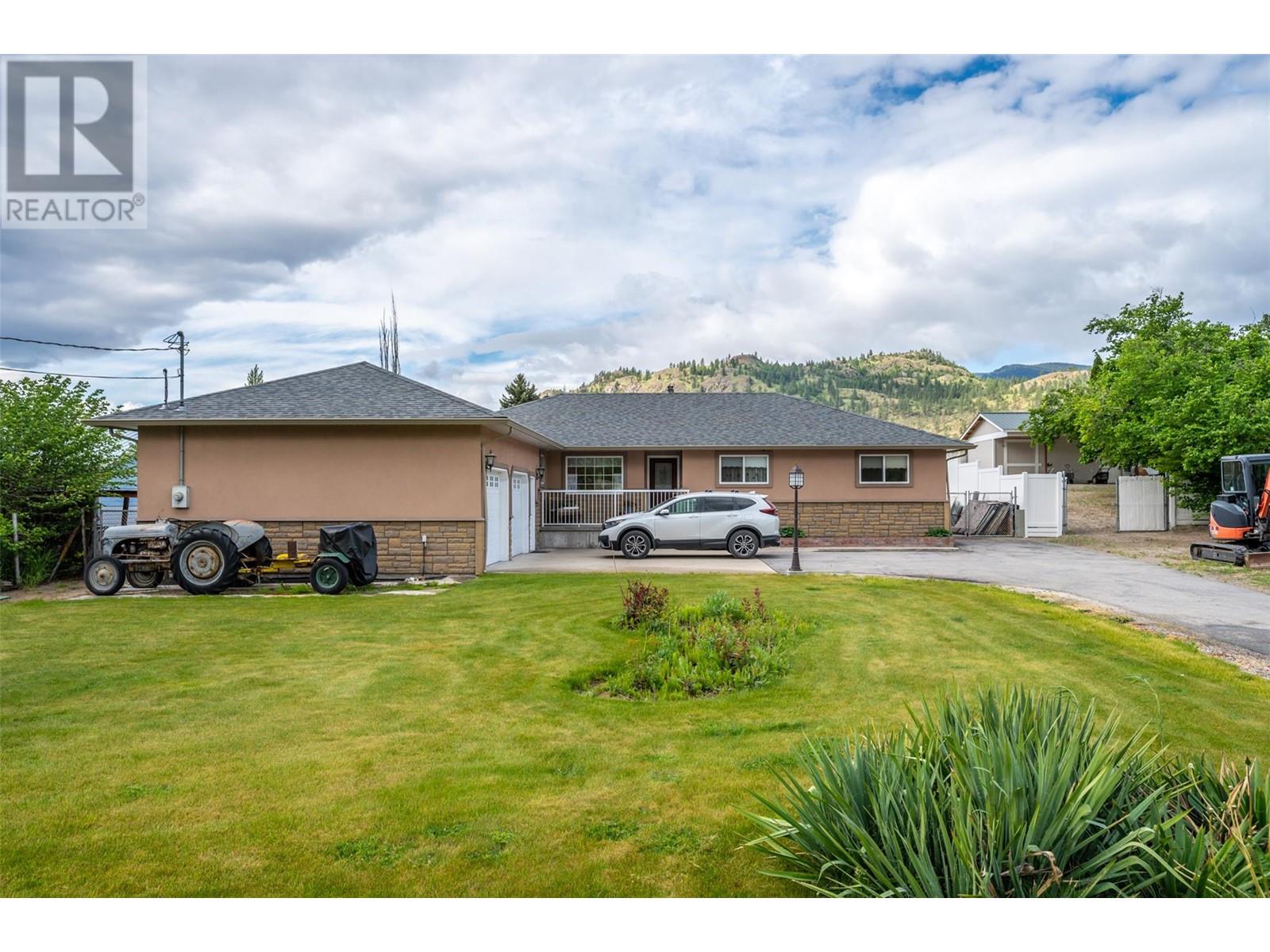 7811 97 Highway, Oliver, British Columbia  V0H 1T5 - Photo 3 - 10314386