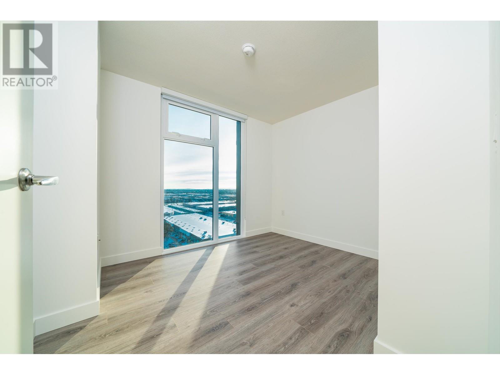 2002 8188 Fraser Street, Vancouver, British Columbia  V5X 0J8 - Photo 7 - R2884450