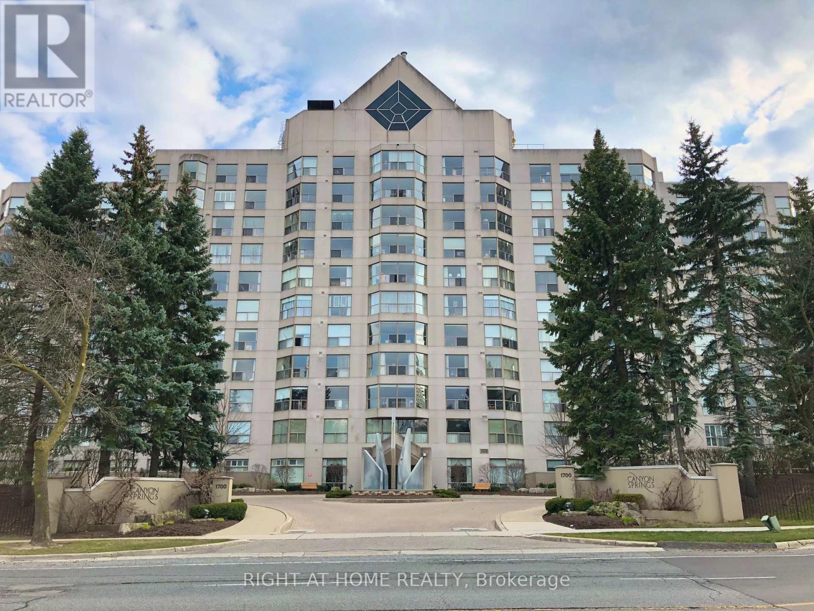 802 - 1700 THE COLLEGE WAY, mississauga, Ontario