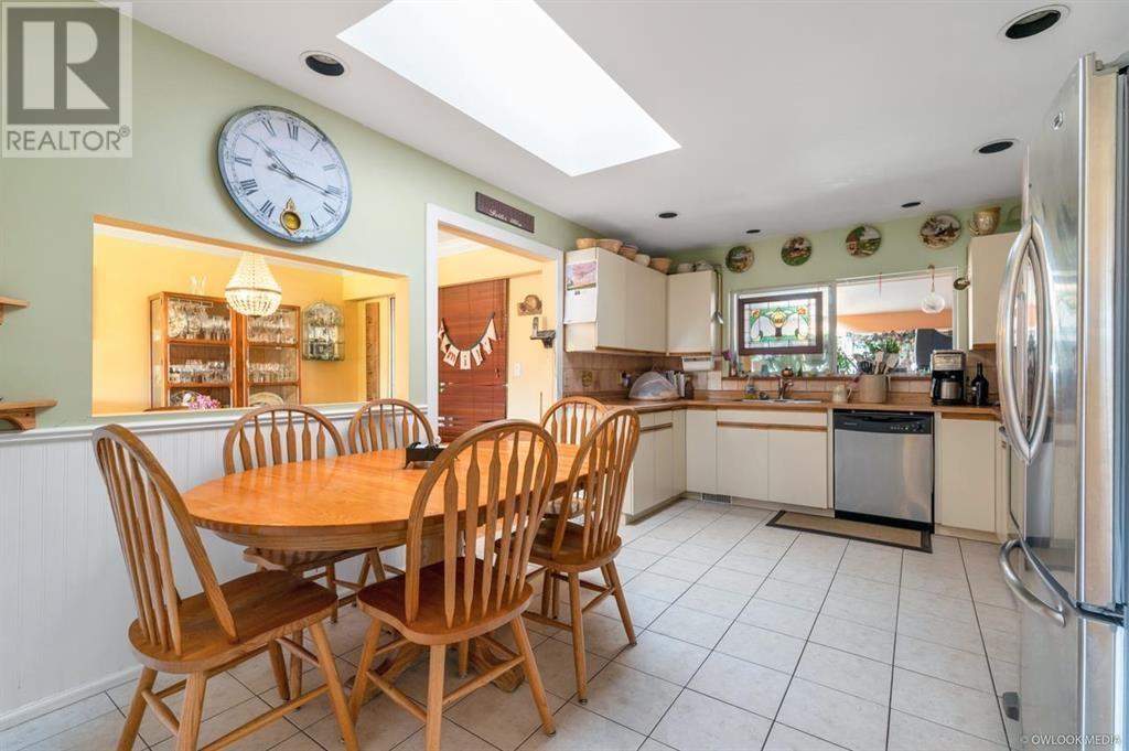 Listing Picture 5 of 15 : 7491 MONTANA ROAD, Richmond / 烈治文 - 魯藝地產 Yvonne Lu Group - MLS Medallion Club Member