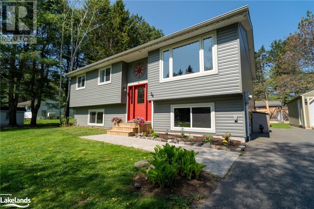26 Sellens Avenue, Bracebridge, Ontario  P1L 1R3 - Photo 2 - 40585660
