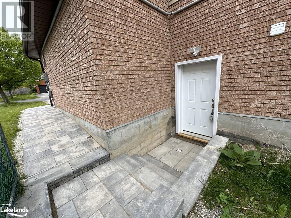 62 Arthur Avenue, Barrie, Ontario  L4M 6H5 - Photo 12 - 40591390