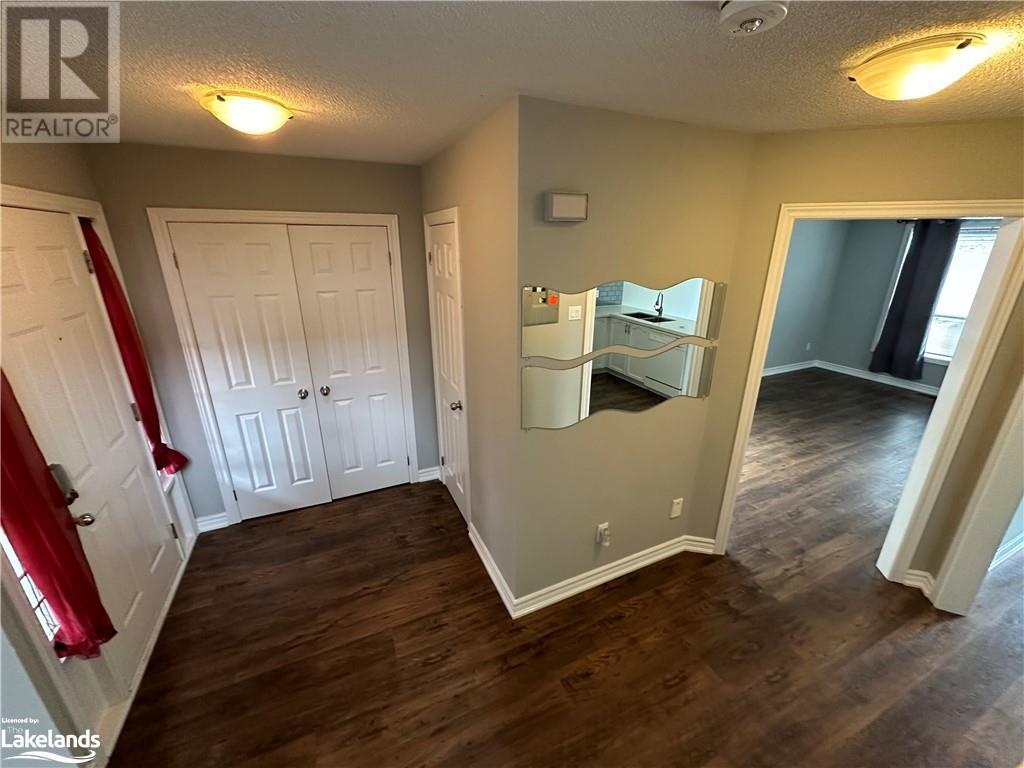62 Arthur Avenue, Barrie, Ontario  L4M 6H5 - Photo 2 - 40591390