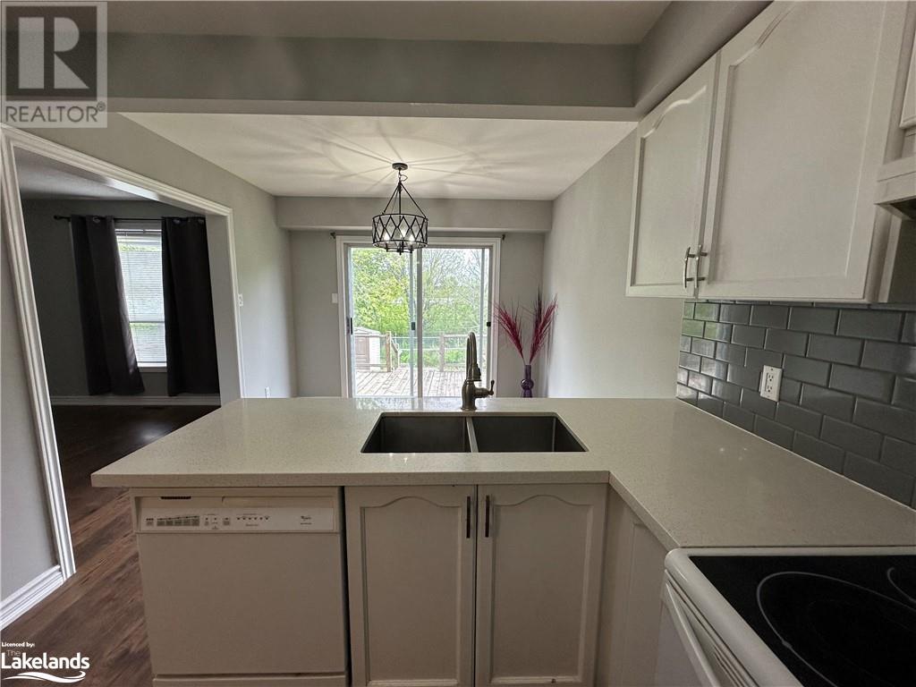 62 Arthur Avenue, Barrie, Ontario  L4M 6H5 - Photo 6 - 40591390