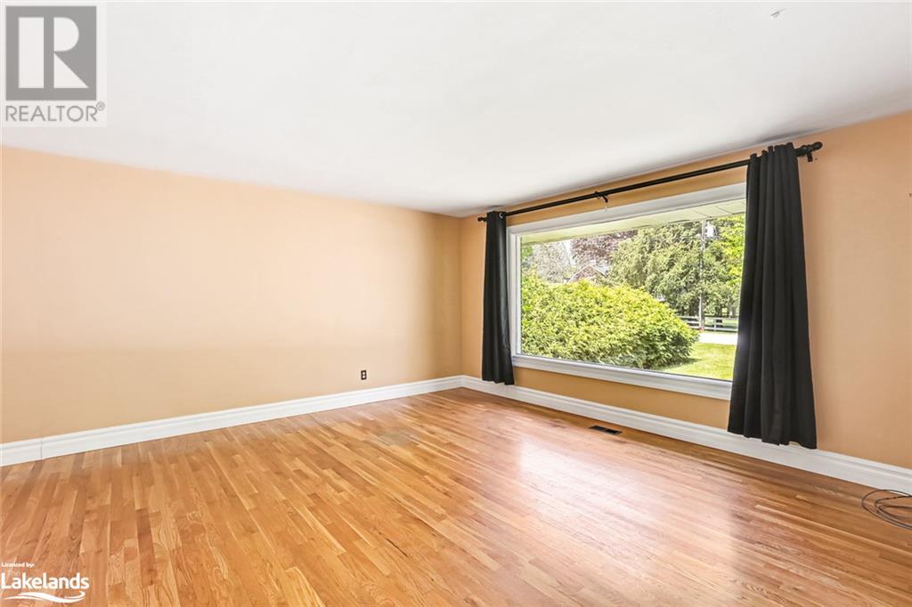 140 Russell Street W, Clarksburg, Ontario  N0H 1J0 - Photo 3 - 40589145