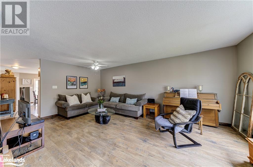 6 Telfer Road, Collingwood, Ontario  L9Y 4T6 - Photo 6 - 40580329