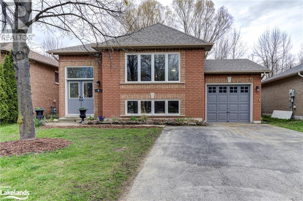 <h3>$699,000</h3><p>6 Telfer Road, Collingwood, Ontario</p>