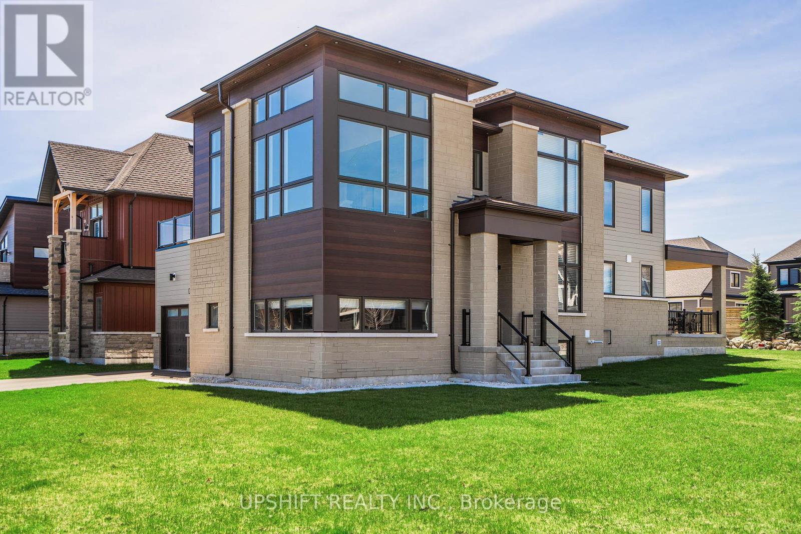 101 STONELEIGH DRIVE, Blue Mountains, Ontario