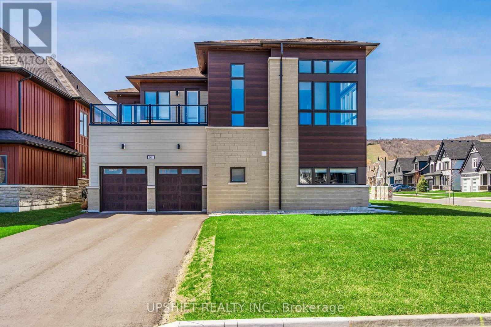 101 Stoneleigh Drive, Blue Mountains, Ontario  L9Y 4P5 - Photo 2 - X8311412