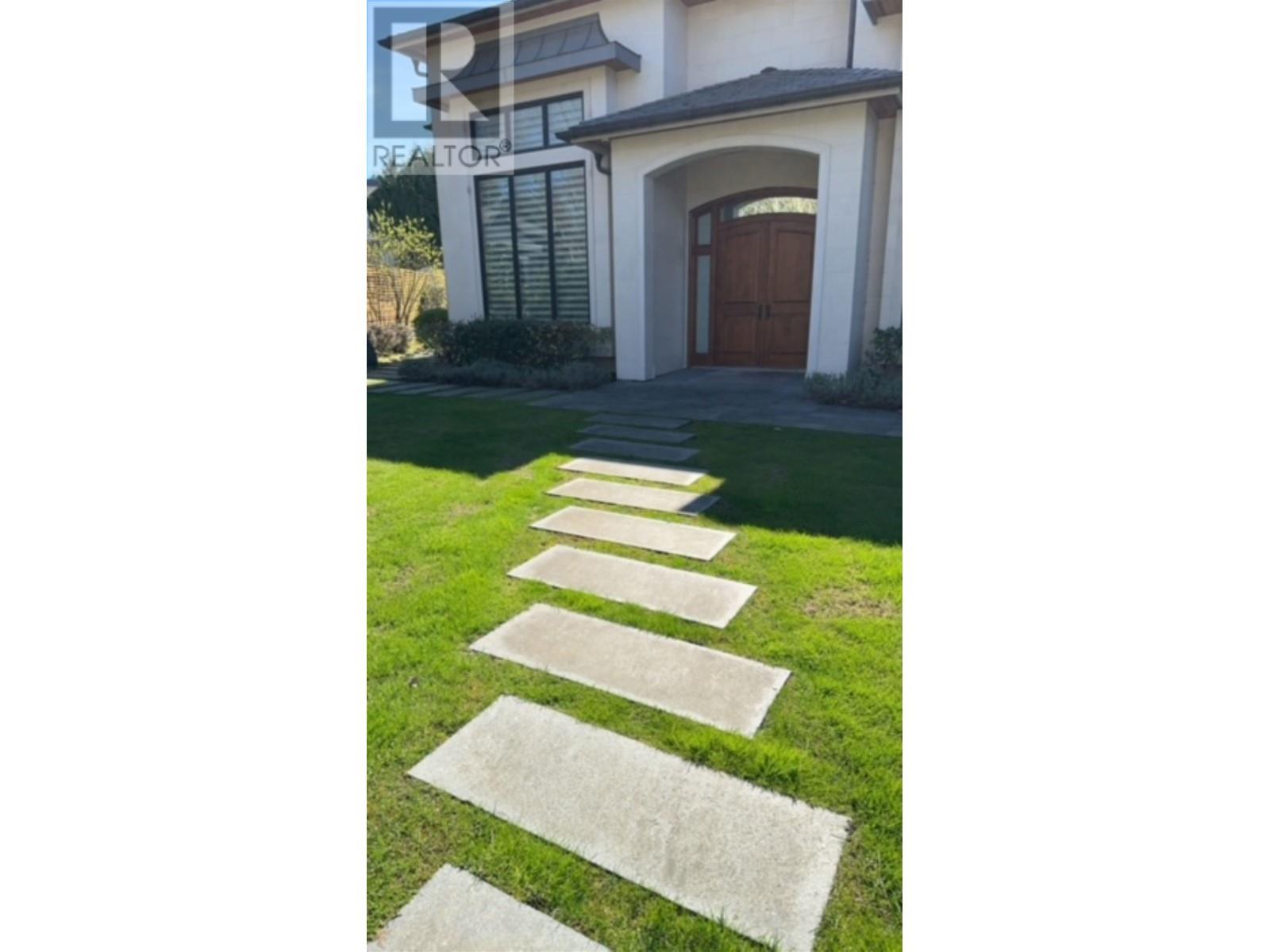 Listing Picture 3 of 7 : 7928 GOLDSTREAM PLACE, Richmond / 烈治文 - 魯藝地產 Yvonne Lu Group - MLS Medallion Club Member