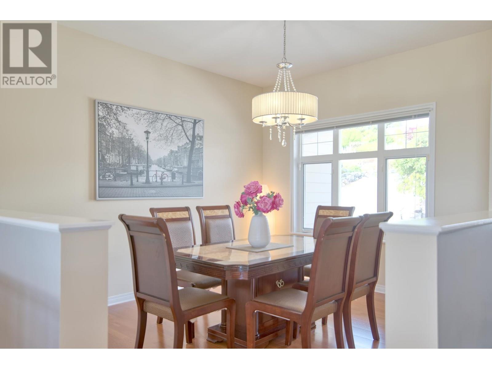 6169 Mika Road, Sechelt, British Columbia  V0N 3A7 - Photo 4 - R2884550