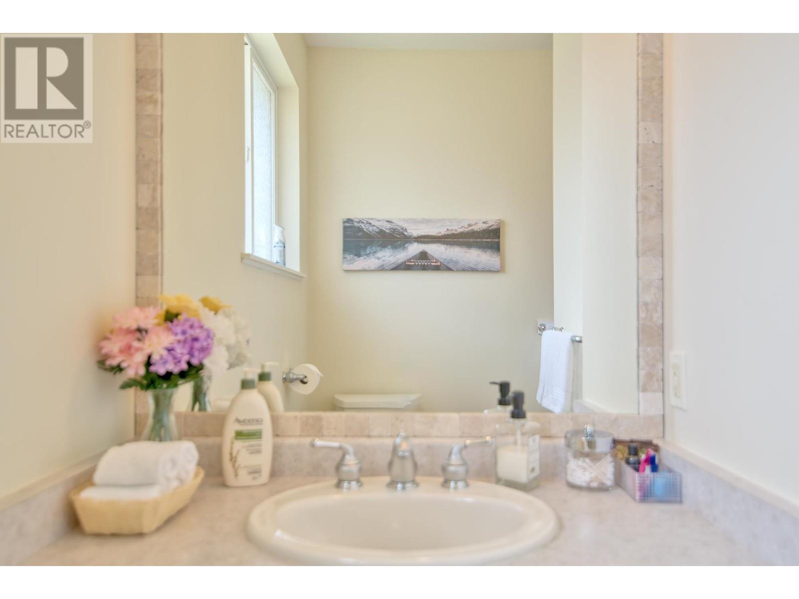6169 Mika Road, Sechelt, British Columbia  V0N 3A7 - Photo 7 - R2884550