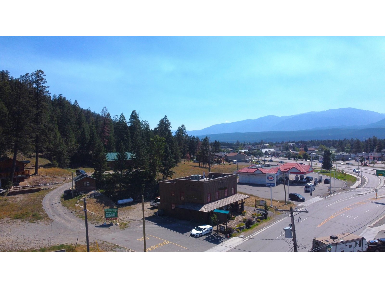 4930 Highway 93, Radium Hot Springs, British Columbia  V0A 1M0 - Photo 2 - 2477066