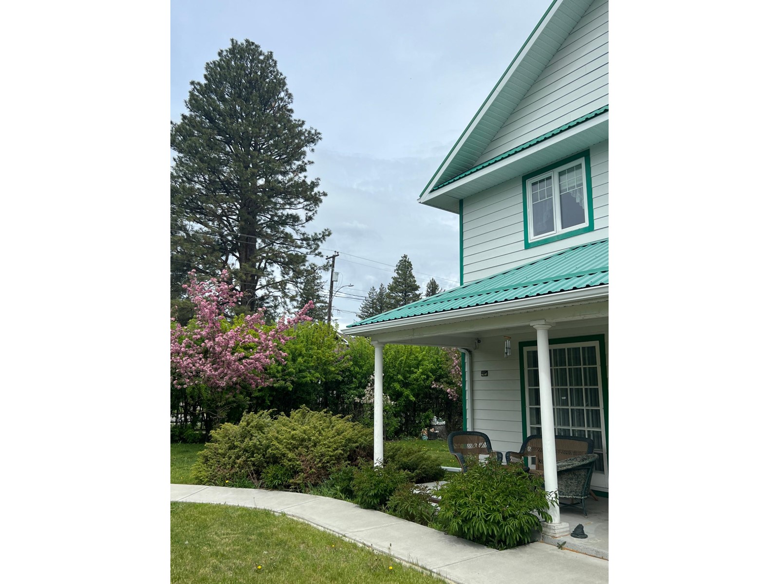 232 14th Avenue S, Cranbrook, British Columbia  V1C 2X2 - Photo 4 - 2477078