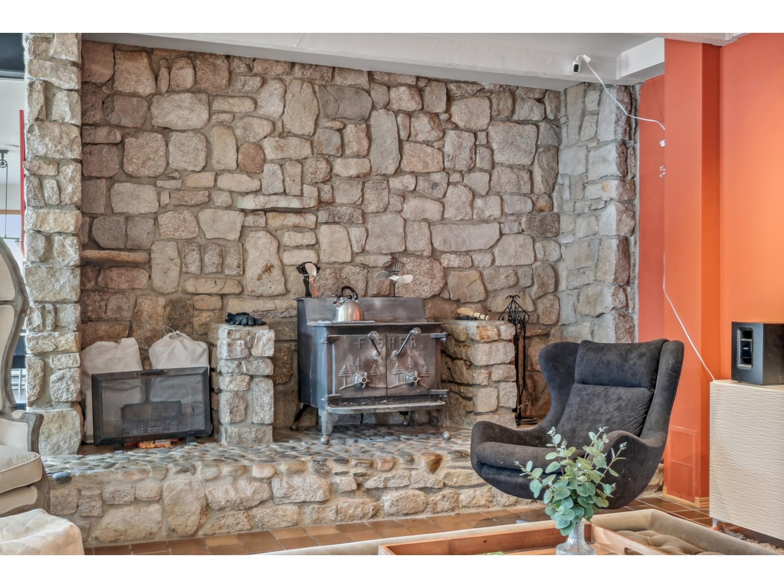 661 Lakeview Road, Windermere, British Columbia  V0A 1K3 - Photo 13 - 2477096
