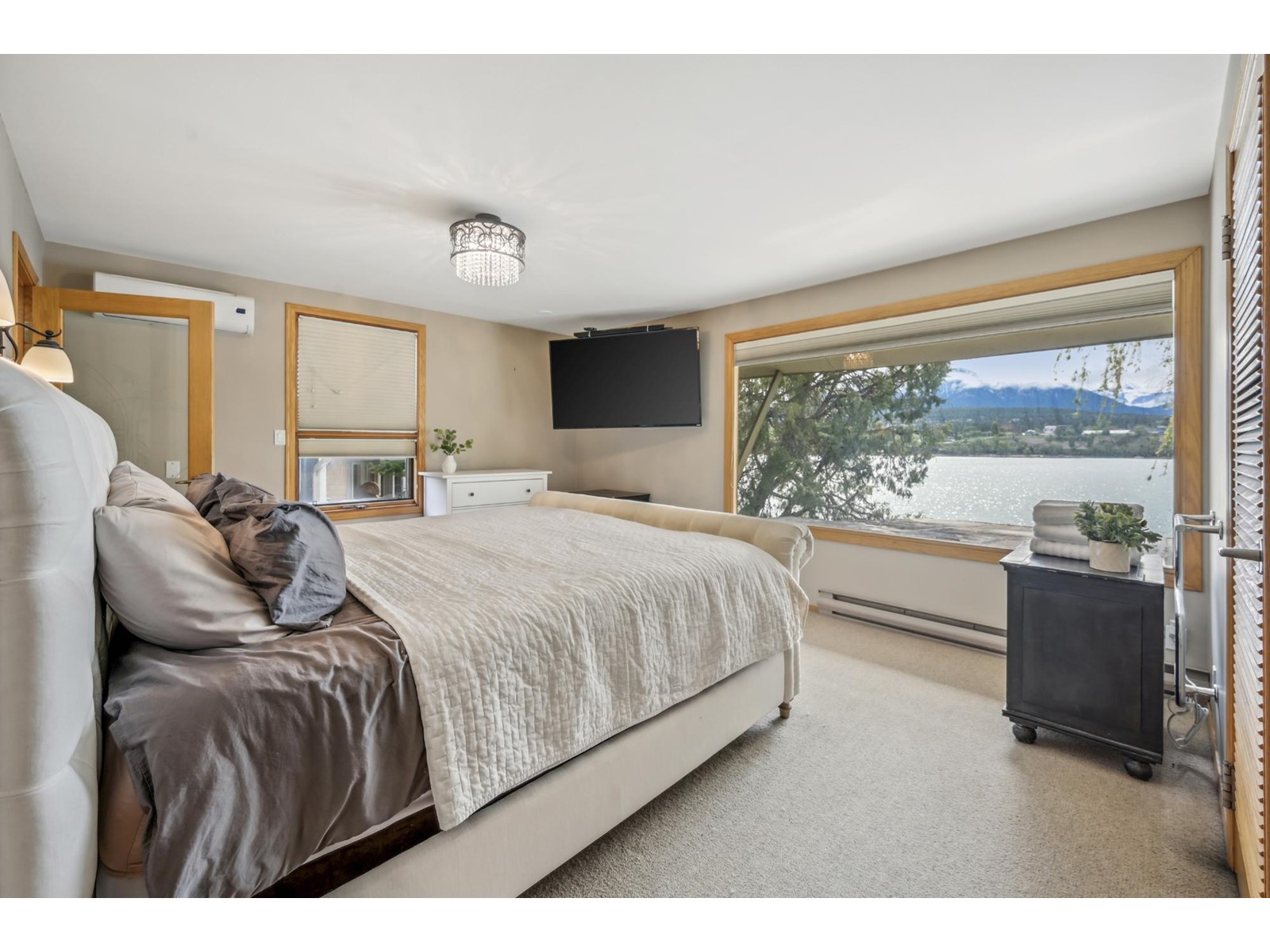 661 Lakeview Road, Windermere, British Columbia  V0A 1K3 - Photo 30 - 2477096