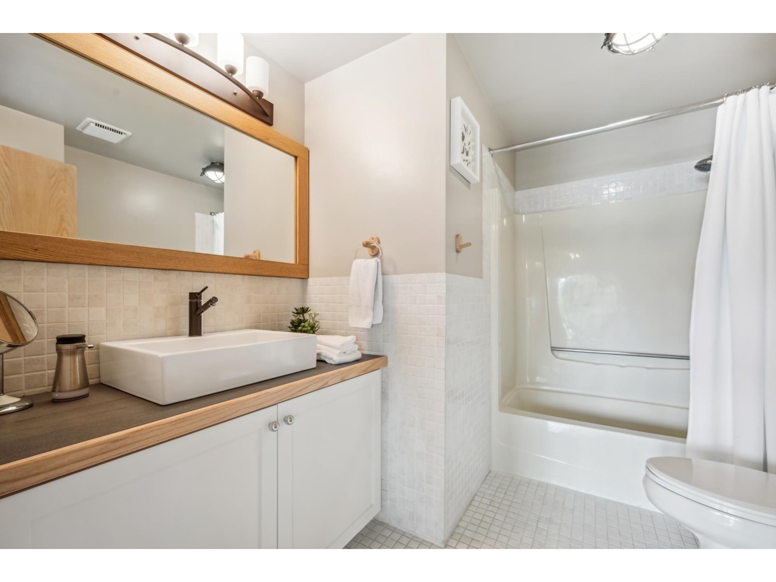 661 Lakeview Road, Windermere, British Columbia  V0A 1K3 - Photo 38 - 2477096