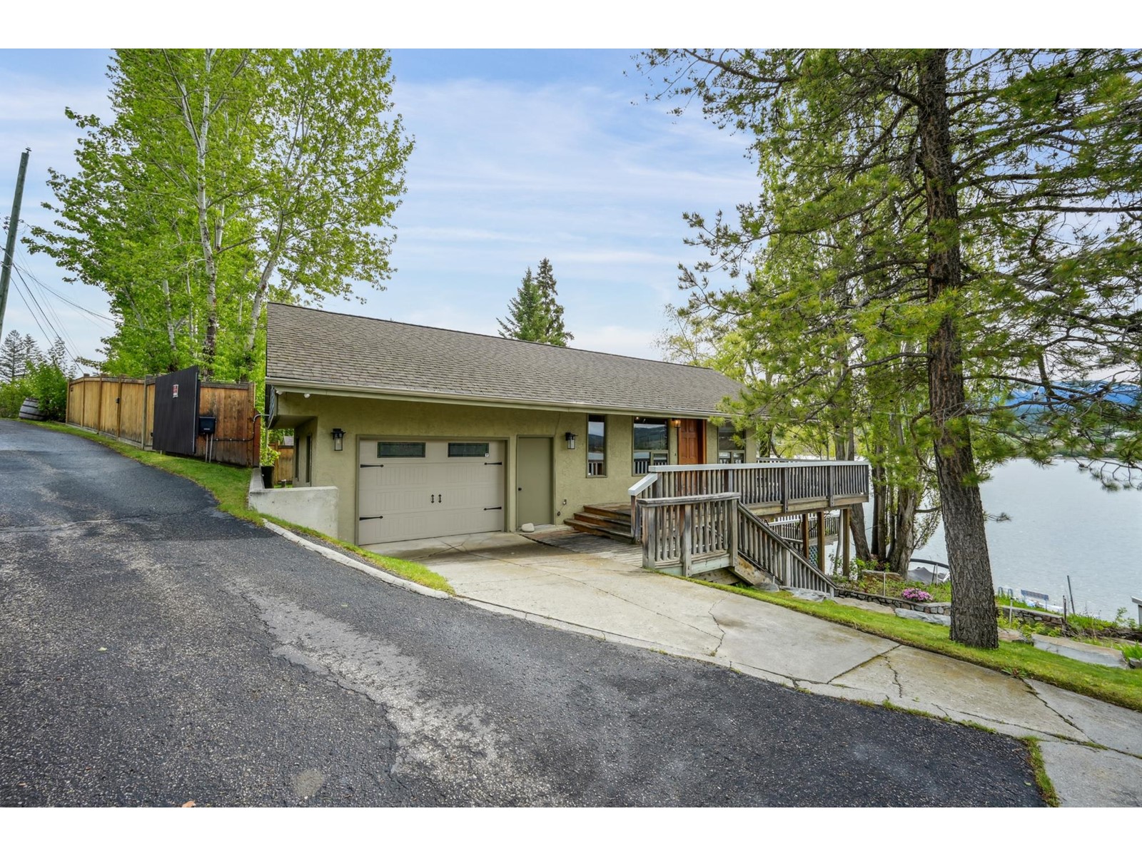 661 Lakeview Road, Windermere, British Columbia  V0A 1K3 - Photo 46 - 2477096