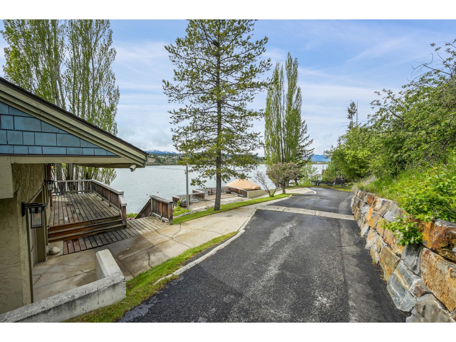 661 Lakeview Road, Windermere, British Columbia  V0A 1K3 - Photo 47 - 2477096