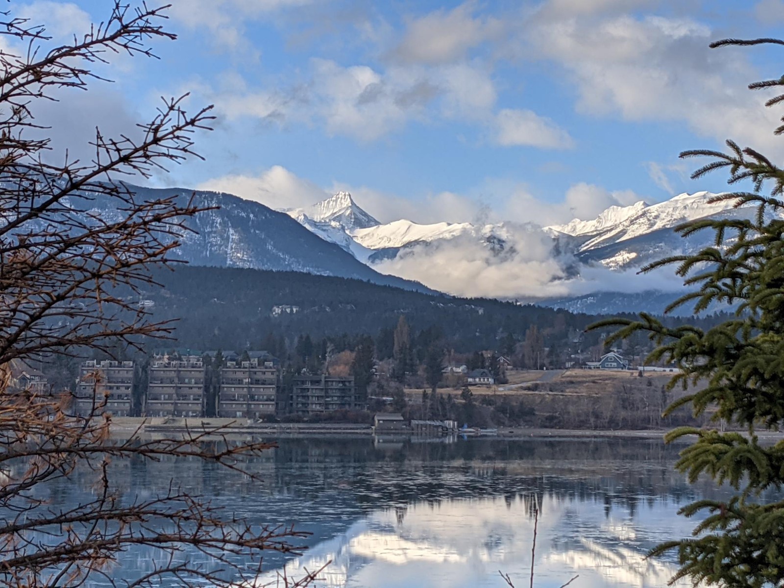 661 Lakeview Road, Windermere, British Columbia  V0A 1K3 - Photo 5 - 2477096