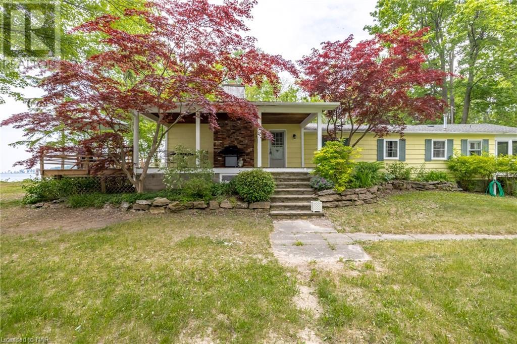 1995 Macdonald Drive, Fort Erie, Ontario  L2A 5M4 - Photo 1 - 40564208