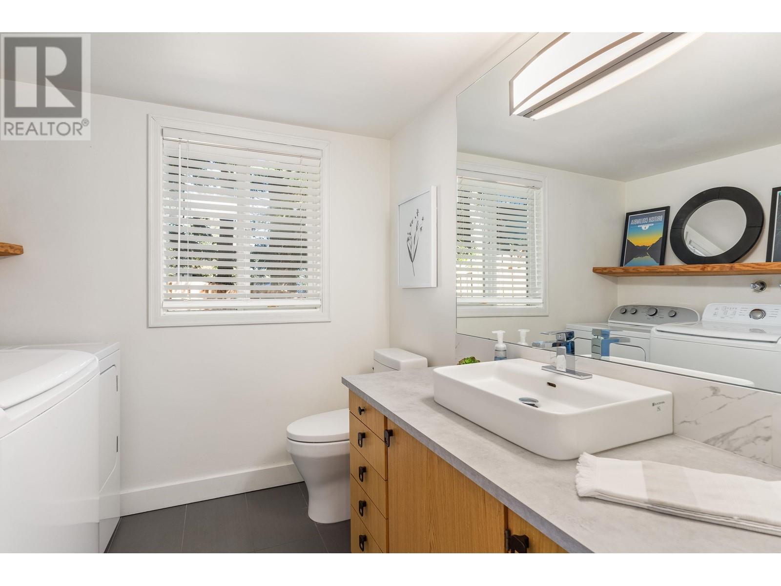 8636 Lakewood Court, Whistler, British Columbia  V8E 0G1 - Photo 27 - R2884602