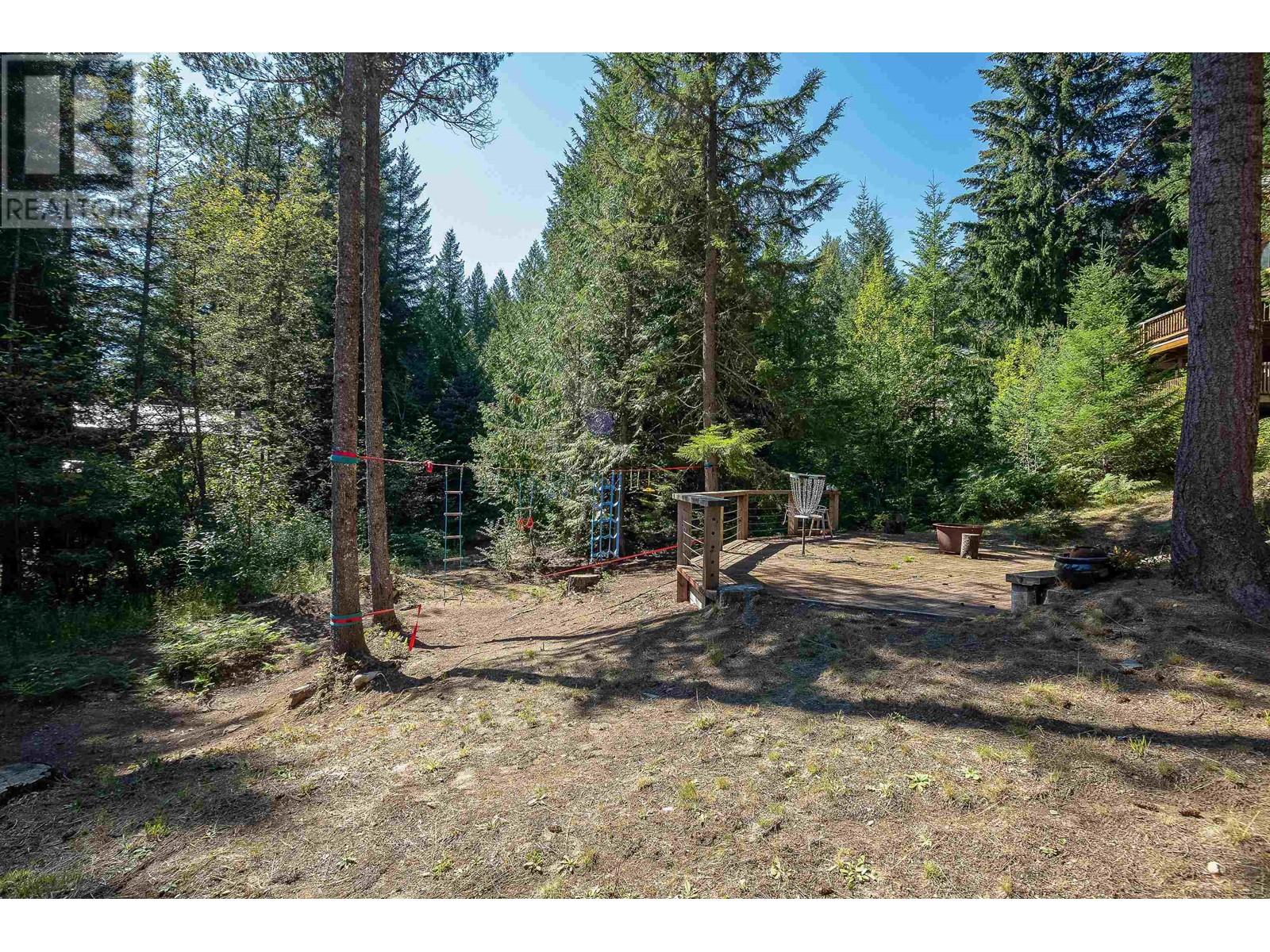 8636 Lakewood Court, Whistler, British Columbia  V8E 0G1 - Photo 3 - R2884602