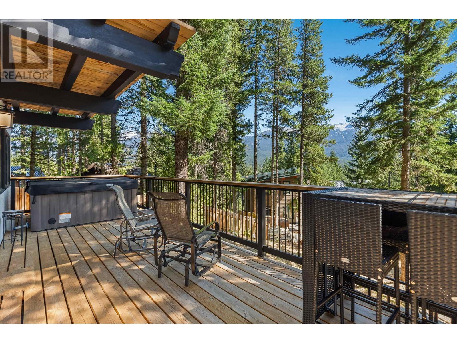 8636 Lakewood Court, Whistler, British Columbia  V8E 0G1 - Photo 6 - R2884602