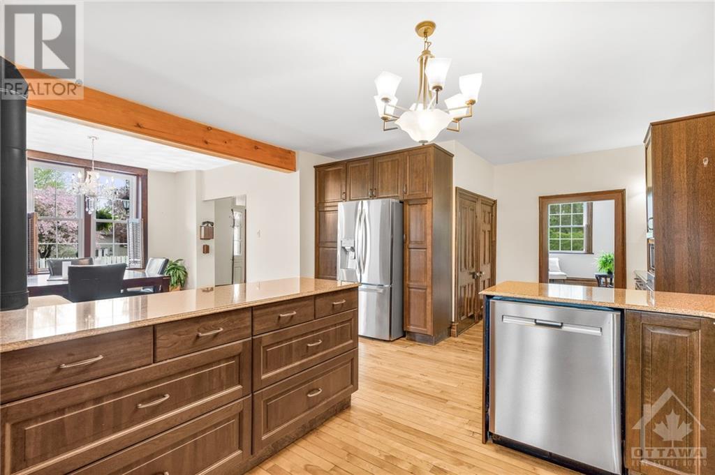 140 High Street, Vankleek Hill, Ontario  K0B 1R0 - Photo 8 - 1390900