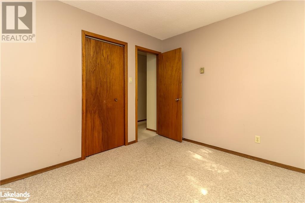 212 39th Street S, Wasaga Beach, Ontario  L9Z 1S3 - Photo 23 - 40591059