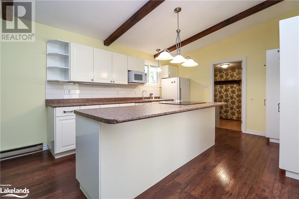 212 39th Street S, Wasaga Beach, Ontario  L9Z 1S3 - Photo 10 - 40591059