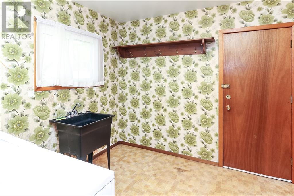 212 39th Street S, Wasaga Beach, Ontario  L9Z 1S3 - Photo 18 - 40591059