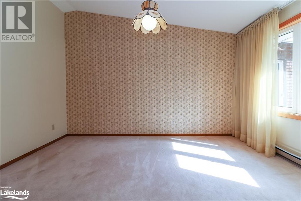 212 39th Street S, Wasaga Beach, Ontario  L9Z 1S3 - Photo 7 - 40591059