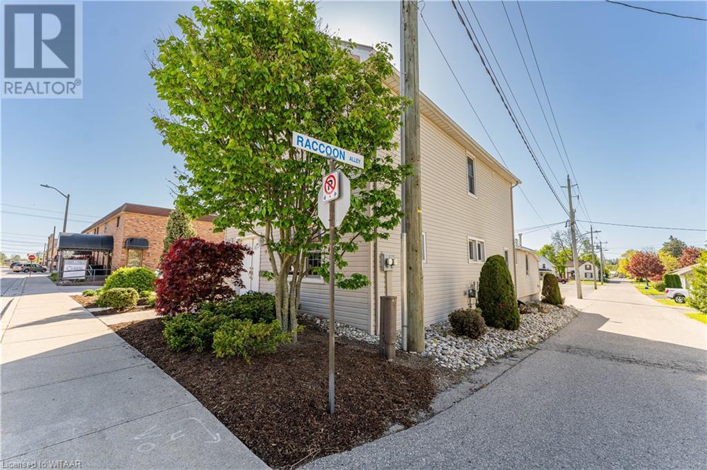 49 Brock Street W, Tillsonburg, Ontario  N4G 2A4 - Photo 3 - 40591798