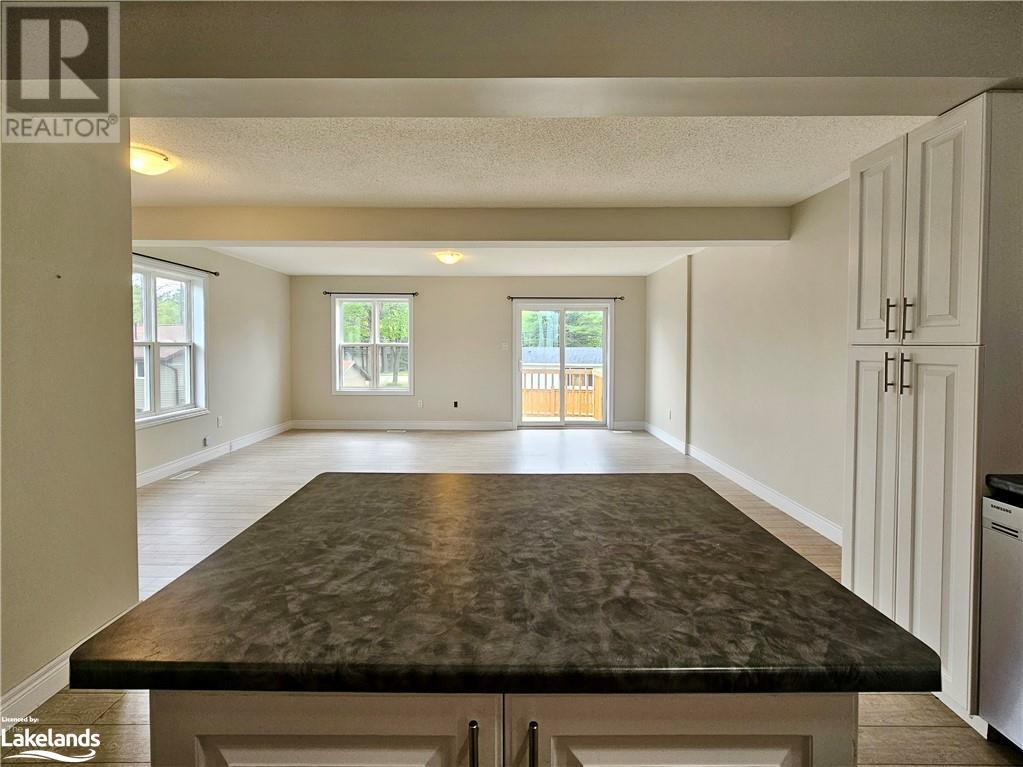 44 Nicole Park Court, Bracebridge, Ontario  P1L 0C8 - Photo 12 - 40590772