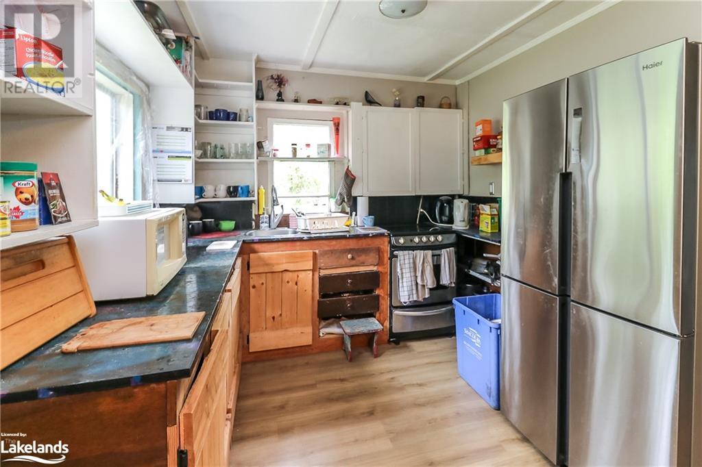 19 4th Line, Collingwood, Ontario  L9Y 0X2 - Photo 18 - 40586276