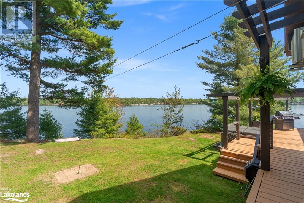 8262 Go Home Lake Shr, Georgian Bay Twp, Ontario  P0C 1H0 - Photo 29 - 40589320