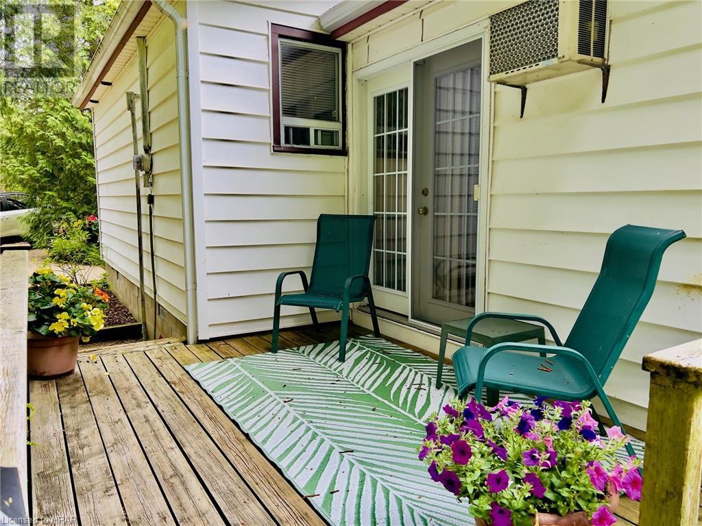 551 Attawandaron Road, Point Clark, Ontario  N2Z 2X3 - Photo 15 - 40590520