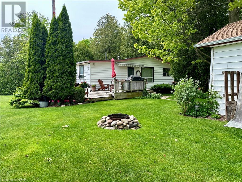 551 Attawandaron Road, Point Clark, Ontario  N2Z 2X3 - Photo 19 - 40590520