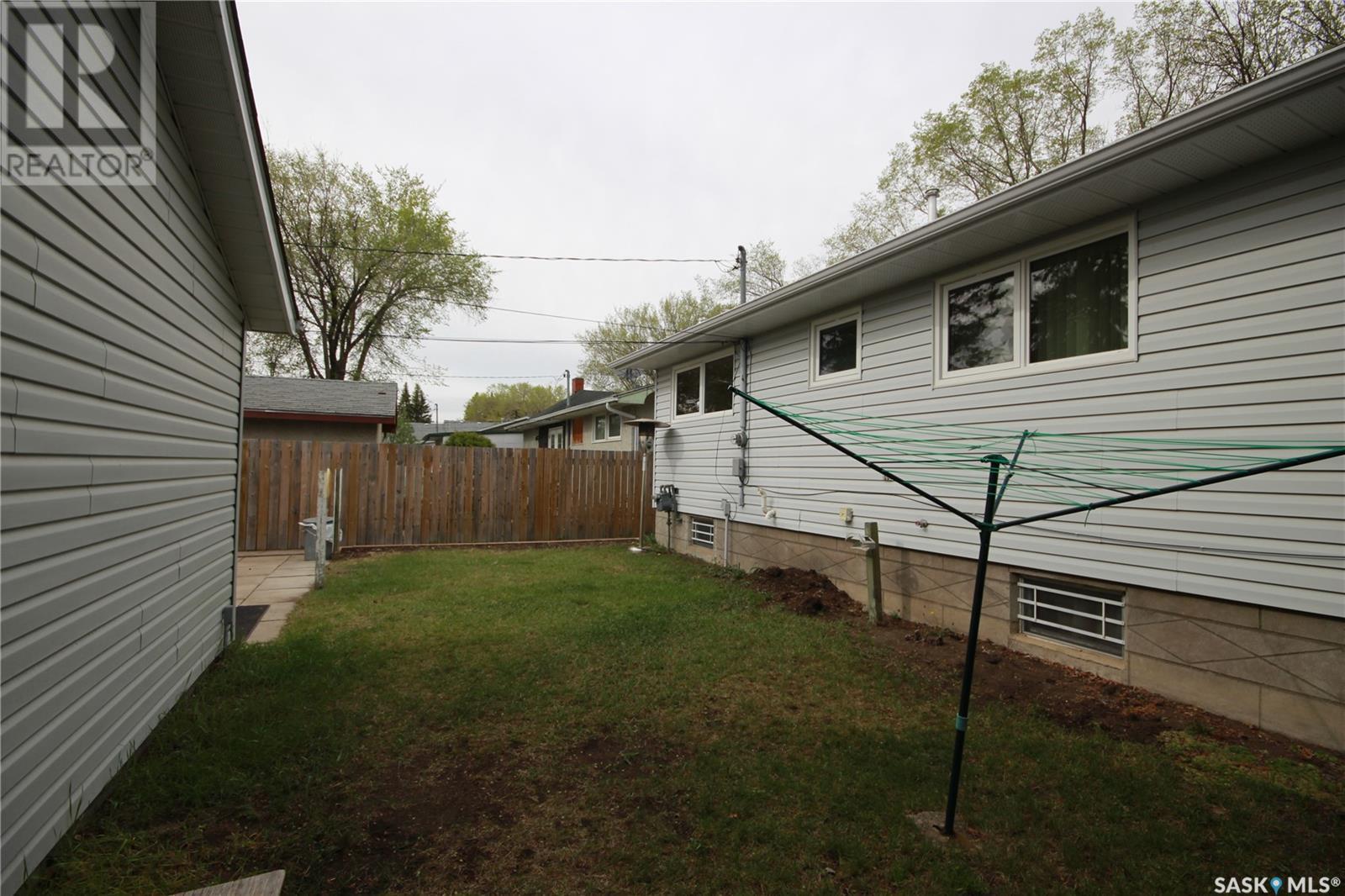 1642 104th Street, North Battleford, Saskatchewan  S9A 1Z7 - Photo 31 - SK969956