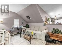 77 LANCASTER Street W