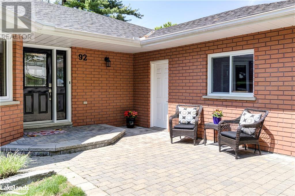 92 Church Street, Penetanguishene, Ontario  L9M 1C7 - Photo 3 - 40591162