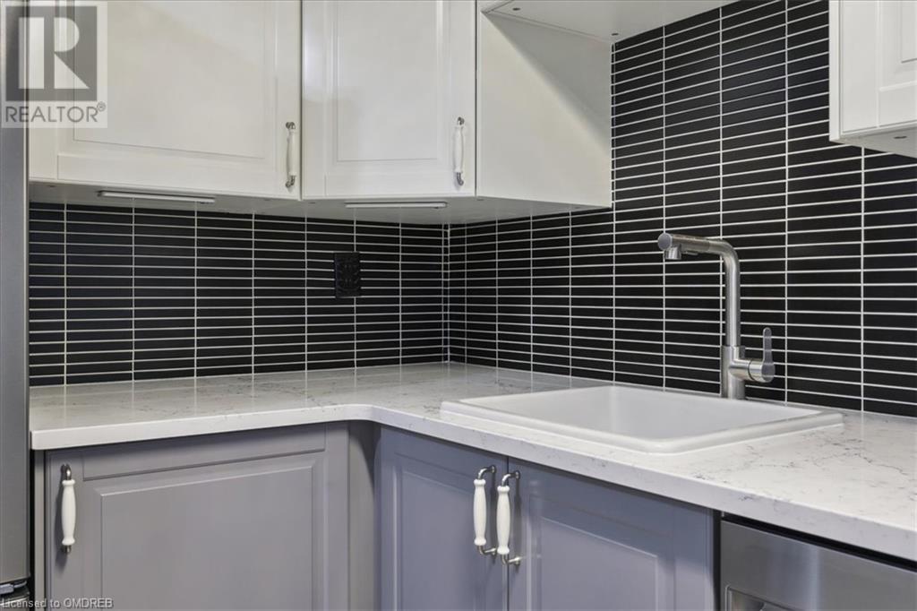 162 Reynolds Street Unit# 102, Oakville, Ontario  L6J 3K9 - Photo 22 - 40591929