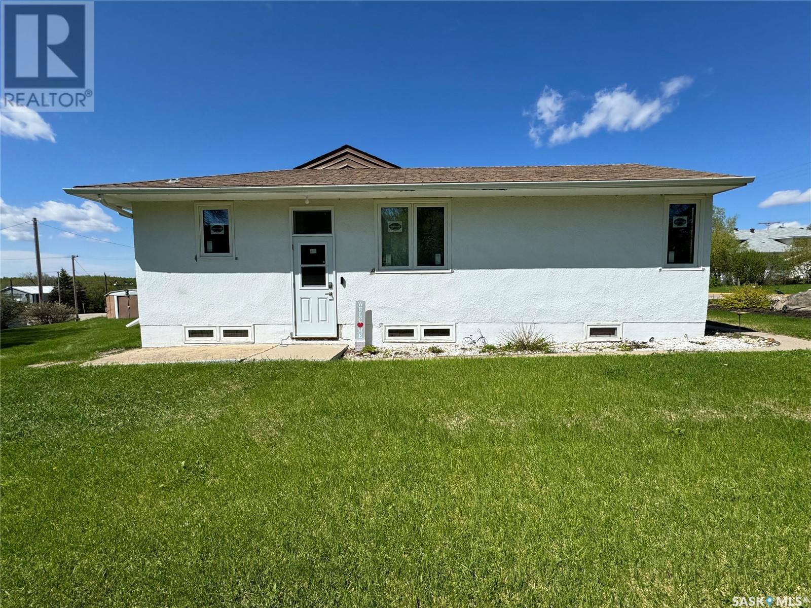 217 Highway Avenue E, Preeceville, Saskatchewan  S0A 3B0 - Photo 4 - SK969909