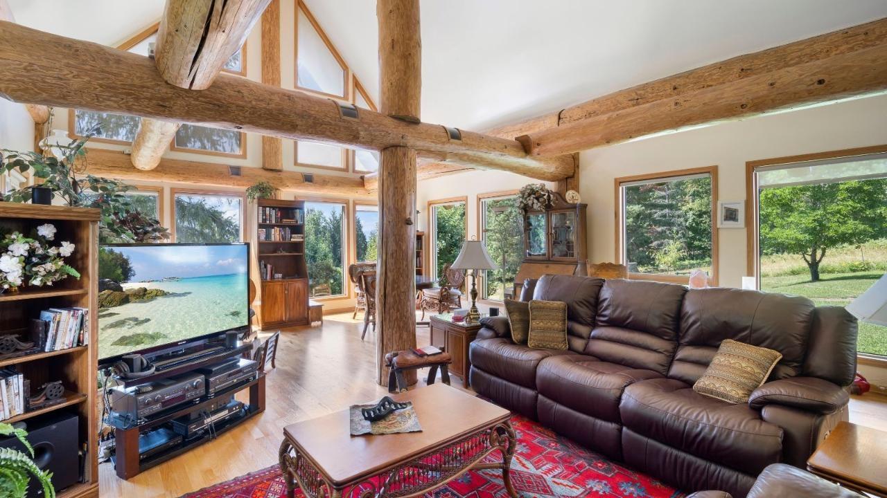 16749 Crawford Creek Road, Crawford Bay, British Columbia  V0B 1E0 - Photo 18 - 2477065