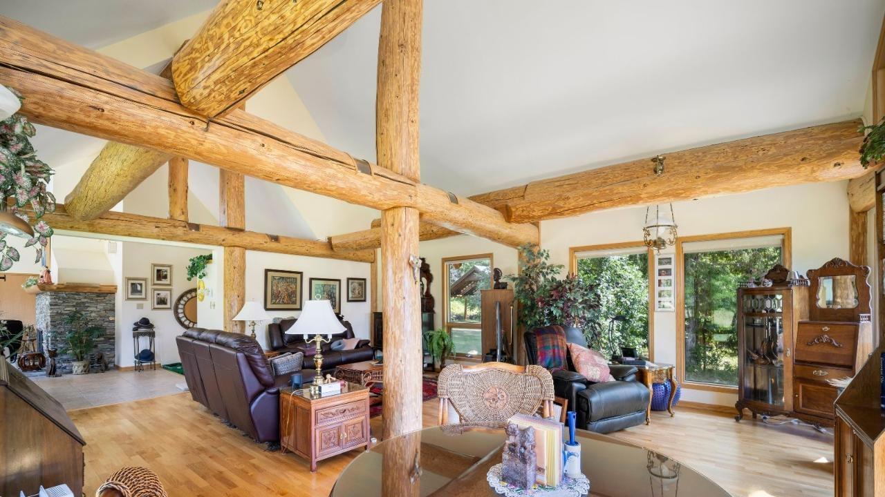 16749 Crawford Creek Road, Crawford Bay, British Columbia  V0B 1E0 - Photo 21 - 2477065