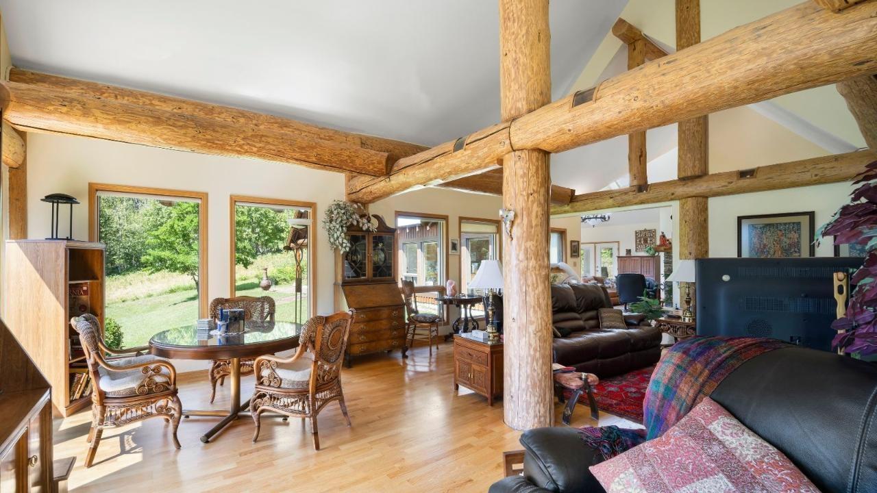 16749 Crawford Creek Road, Crawford Bay, British Columbia  V0B 1E0 - Photo 19 - 2477065